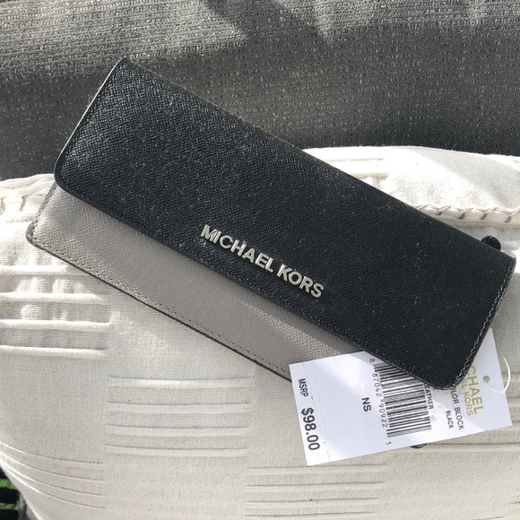 MICHAEL Michael Kors Handbags - MICHAEL Michael Kors wallet